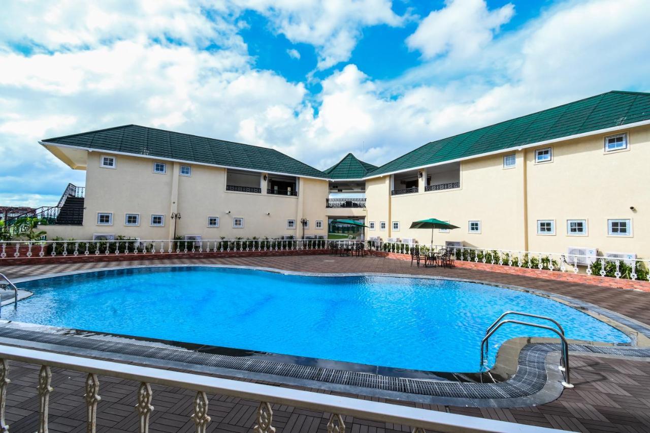 Faith Cricket Club & Resort Bhopal Exterior photo