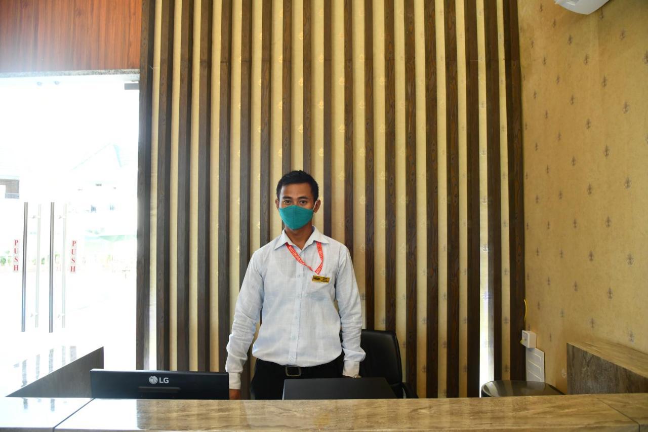 Faith Cricket Club & Resort Bhopal Exterior photo
